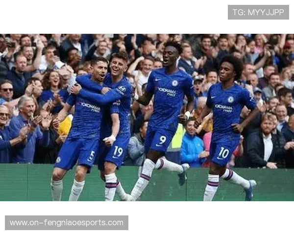 切尔西轻松战胜阿贾克斯，客队早早少一人比赛失去悬念