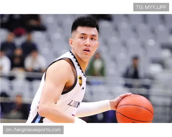 郭艾伦完成左膝手术，预计恢复期8-10个月